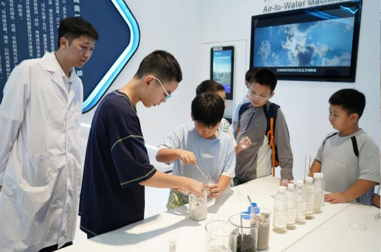 彩运网微信截图_20251016164545